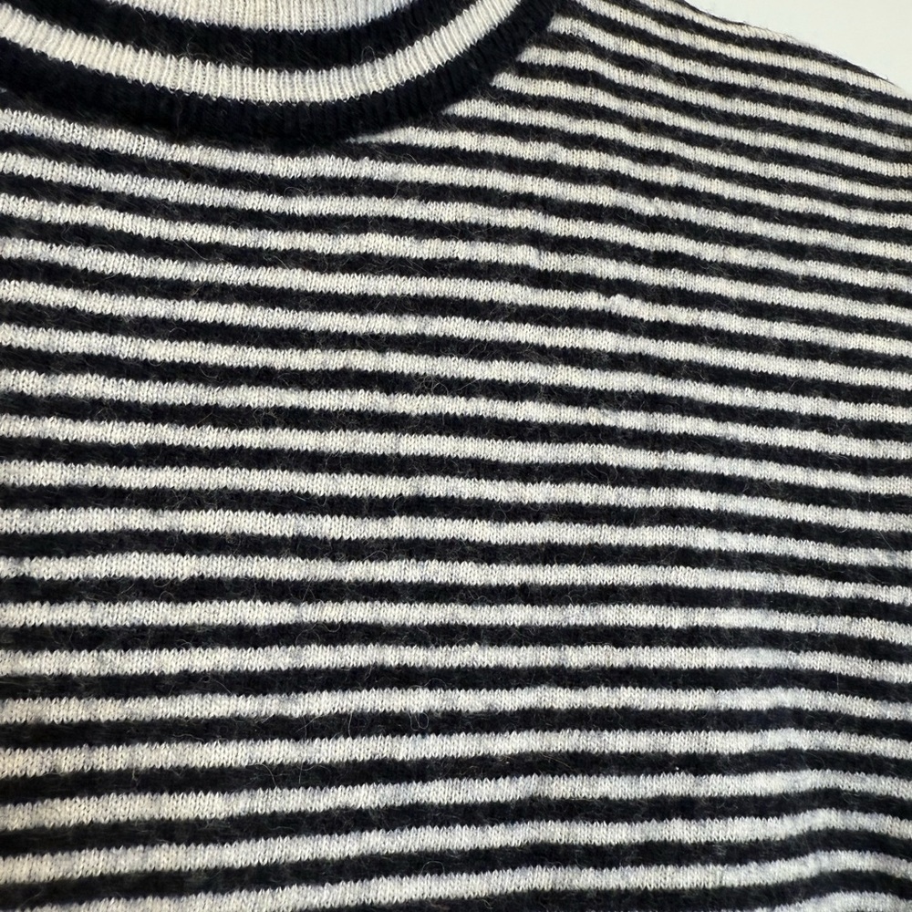 Madewell Women’s Striped Navy and White Turtleneck Sweater XXS Wool Blend - Picture 2 of 8